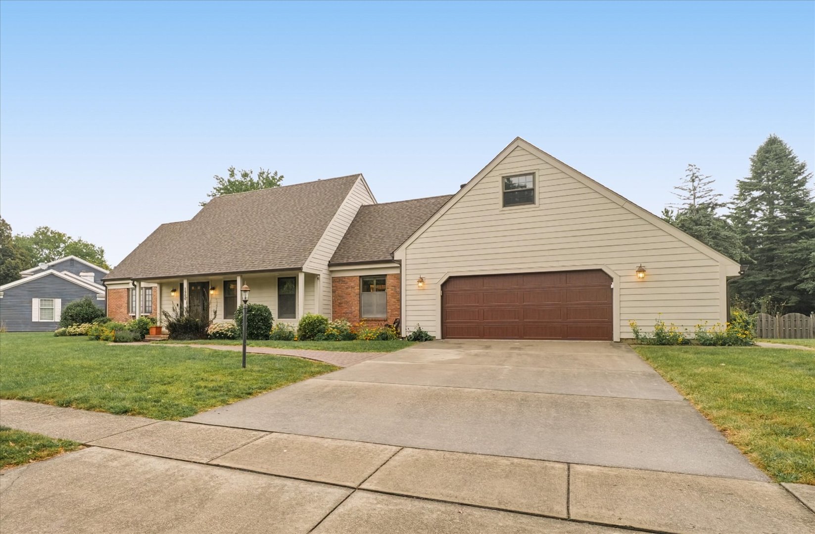 1906 Trout Valley Road Champaign, IL 61822 - Photo 3 of 90 Gallery Image 3