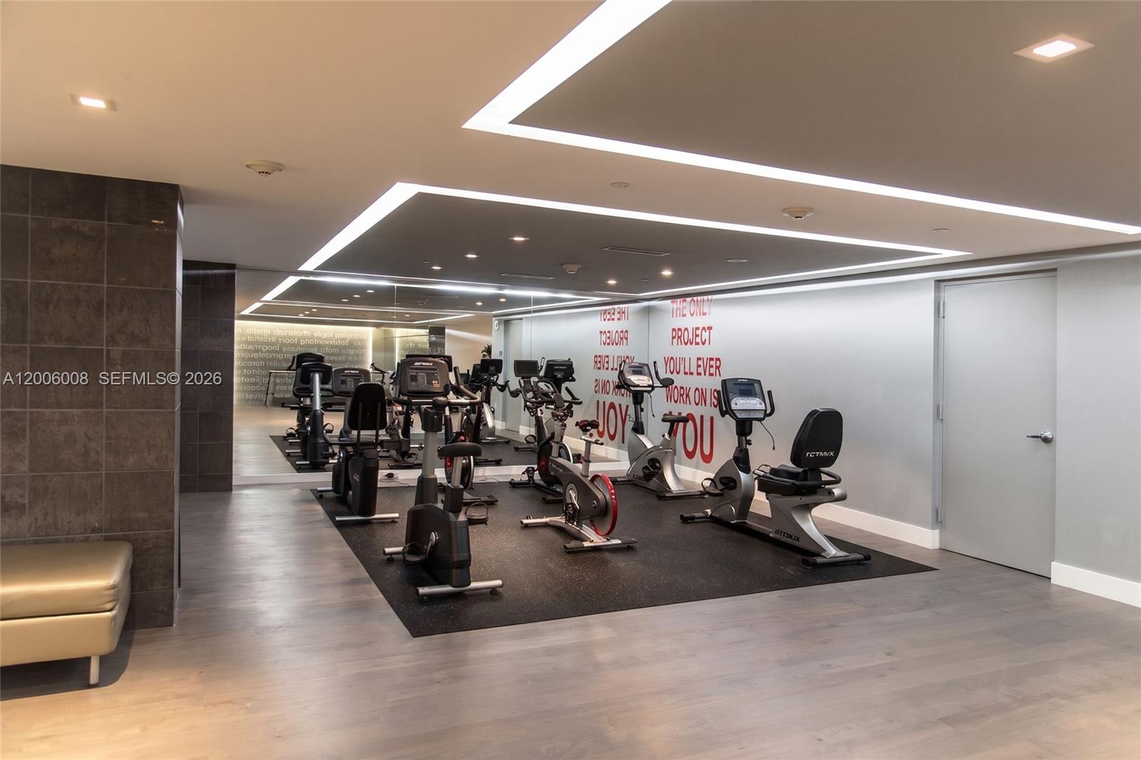 901 Brickell Key Boulevard, Unit 1009 Miami, FL 33131 - Photo 29 of 33