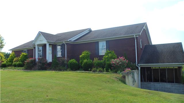 27 Barns Road Leoma, TN 38468 - Photo 2 of 20