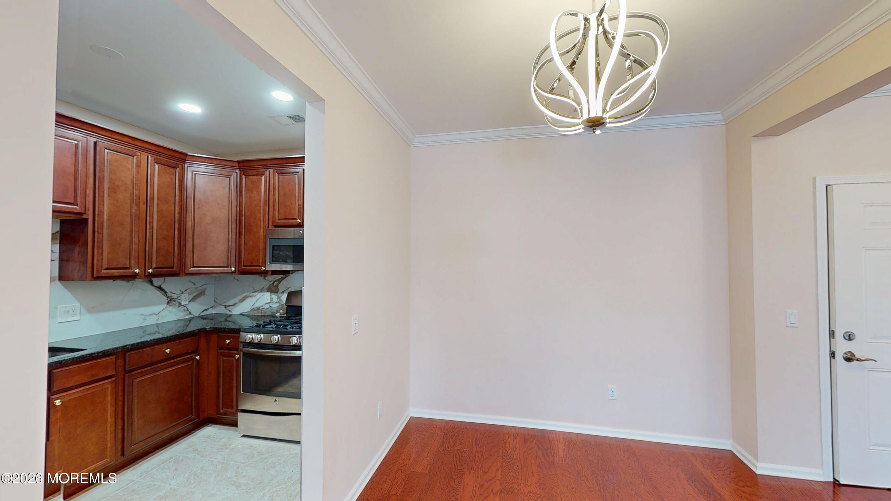 112 Regency Court Morganville, NJ 07751 - Photo 55 of 69 IMG_0526