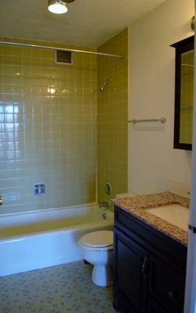 2005 South Finley Road, Unit 911 Lombard, IL 60148 - Photo 10 of 11 Gallery Image 10