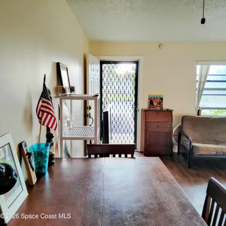 $1,600 | 200 St Lucie Lane, Unit 604, Cocoa Beach, FL 32931
