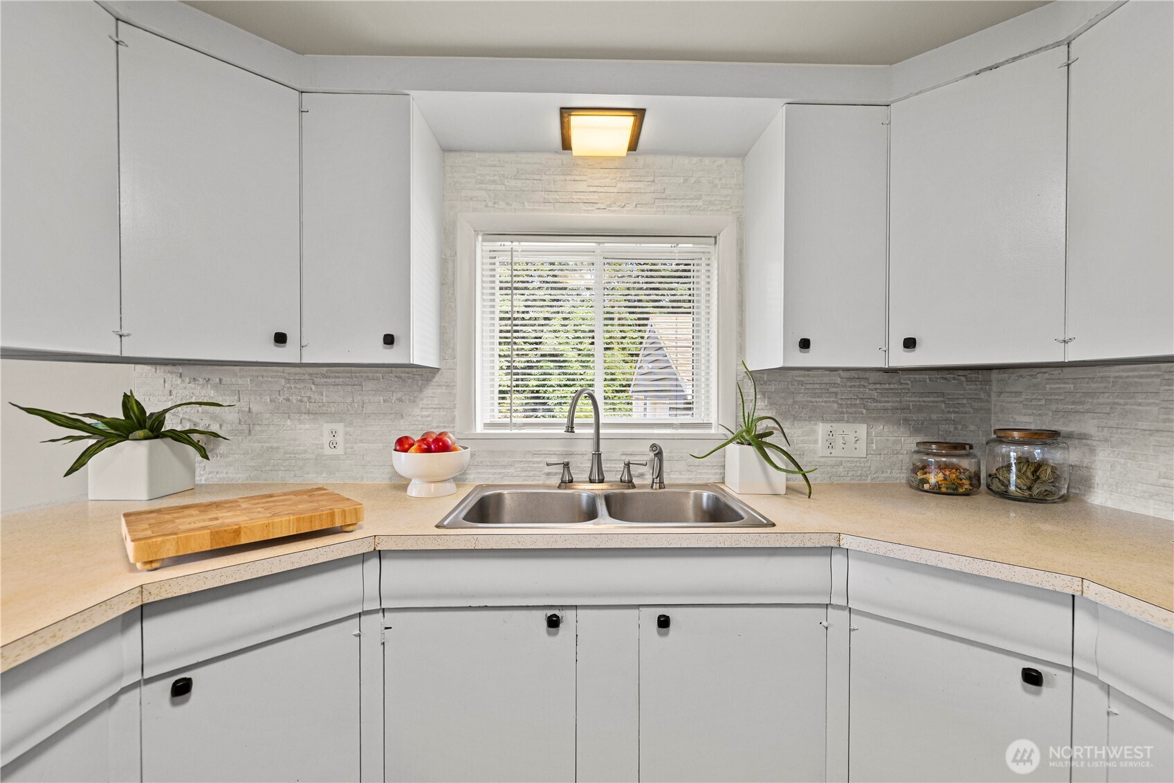 731 South 19th Street Renton, WA 98055 - Photo 19 of 33
