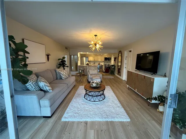 $369,000 | 3050 Northeast 48th Street, Unit 205, Fort Lauderdale, FL 33308