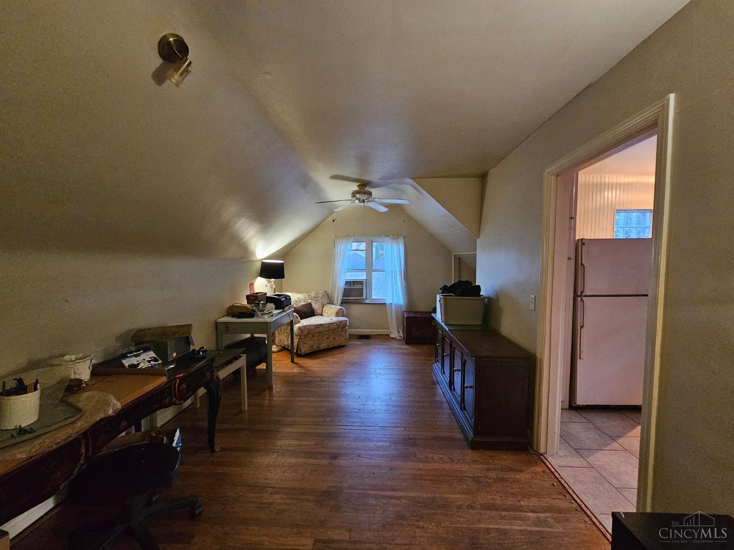 5575 Vogel Road Cincinnati, OH 45239 - Photo 20 of 25