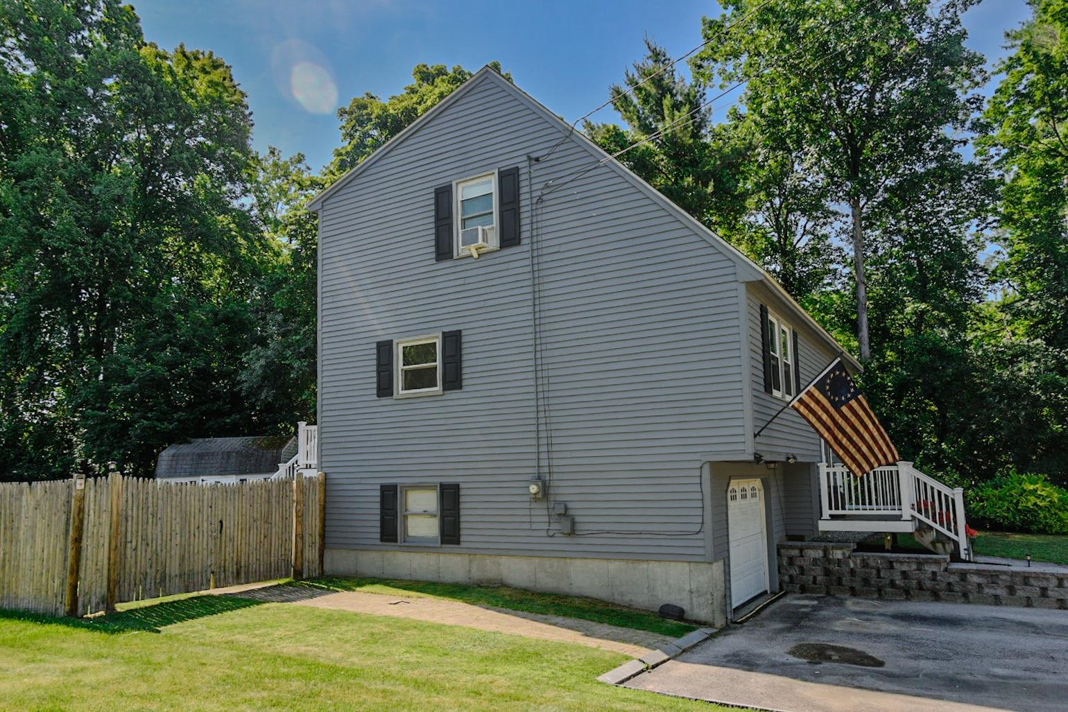 22 Edgewood Street Milford, NH 03055 - Photo 8 of 60