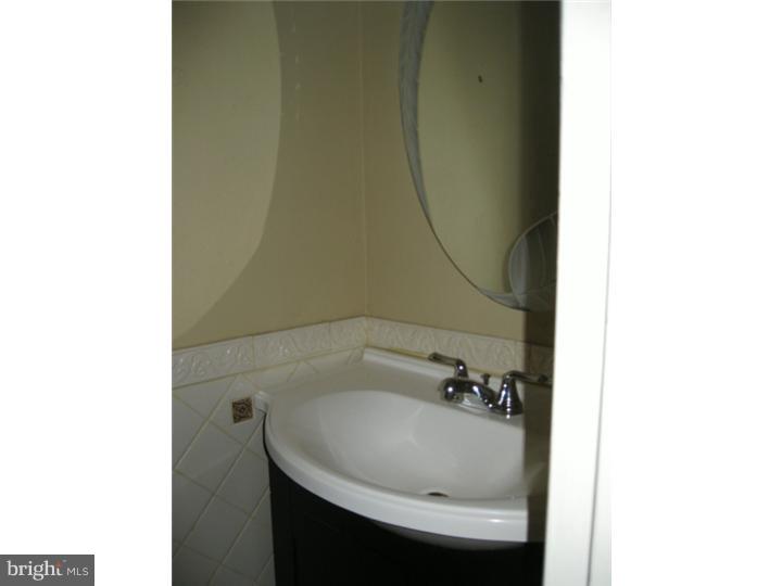11873 Academy Road, Unit H5 Philadelphia, PA 19154 - Photo 11 of 25 Half Bath