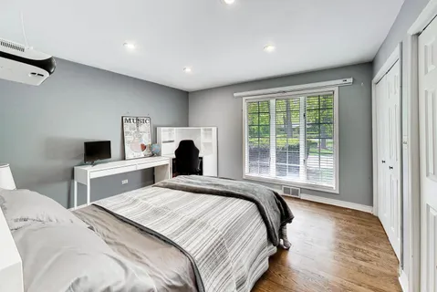 $899,900 | 3414 East Mardan Drive, Long Grove, IL 60047