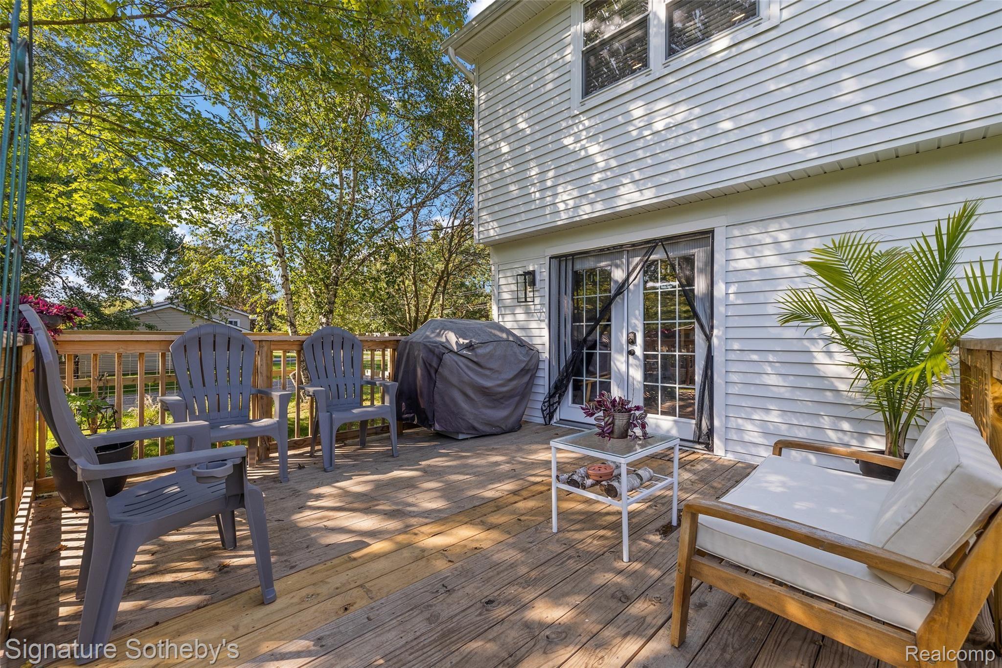 4210 England Beach Road White Lake, MI 48383 - Photo 31 of 46 4210 England Beach-16.jpg