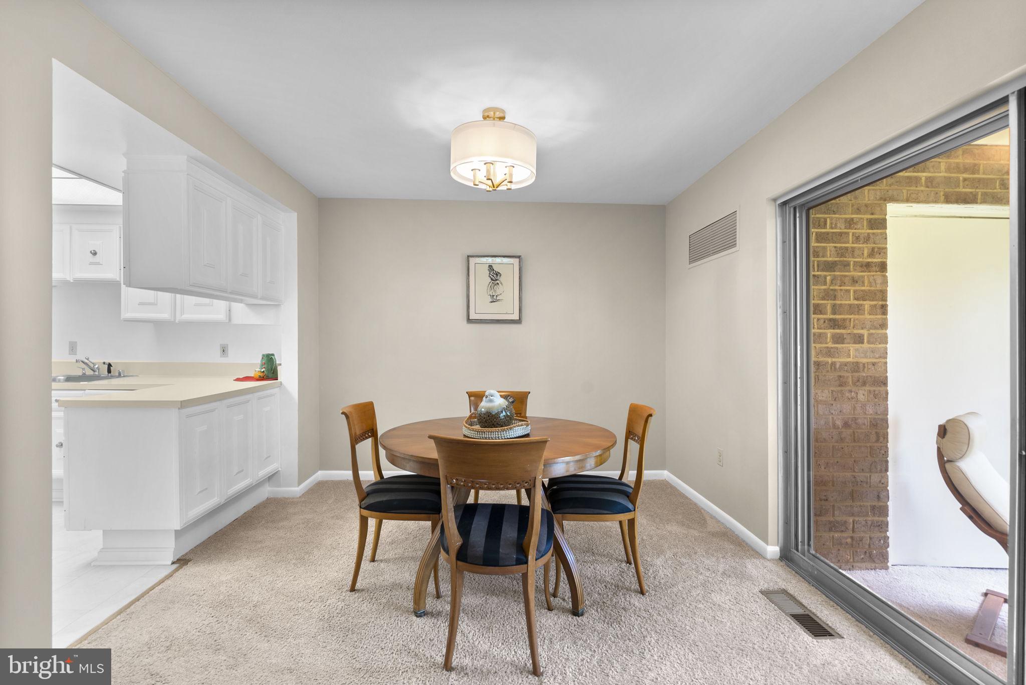 3382 Chiswick Court, Unit 512D Silver Spring, MD 20906 - Photo 10 of 50 Dining room
