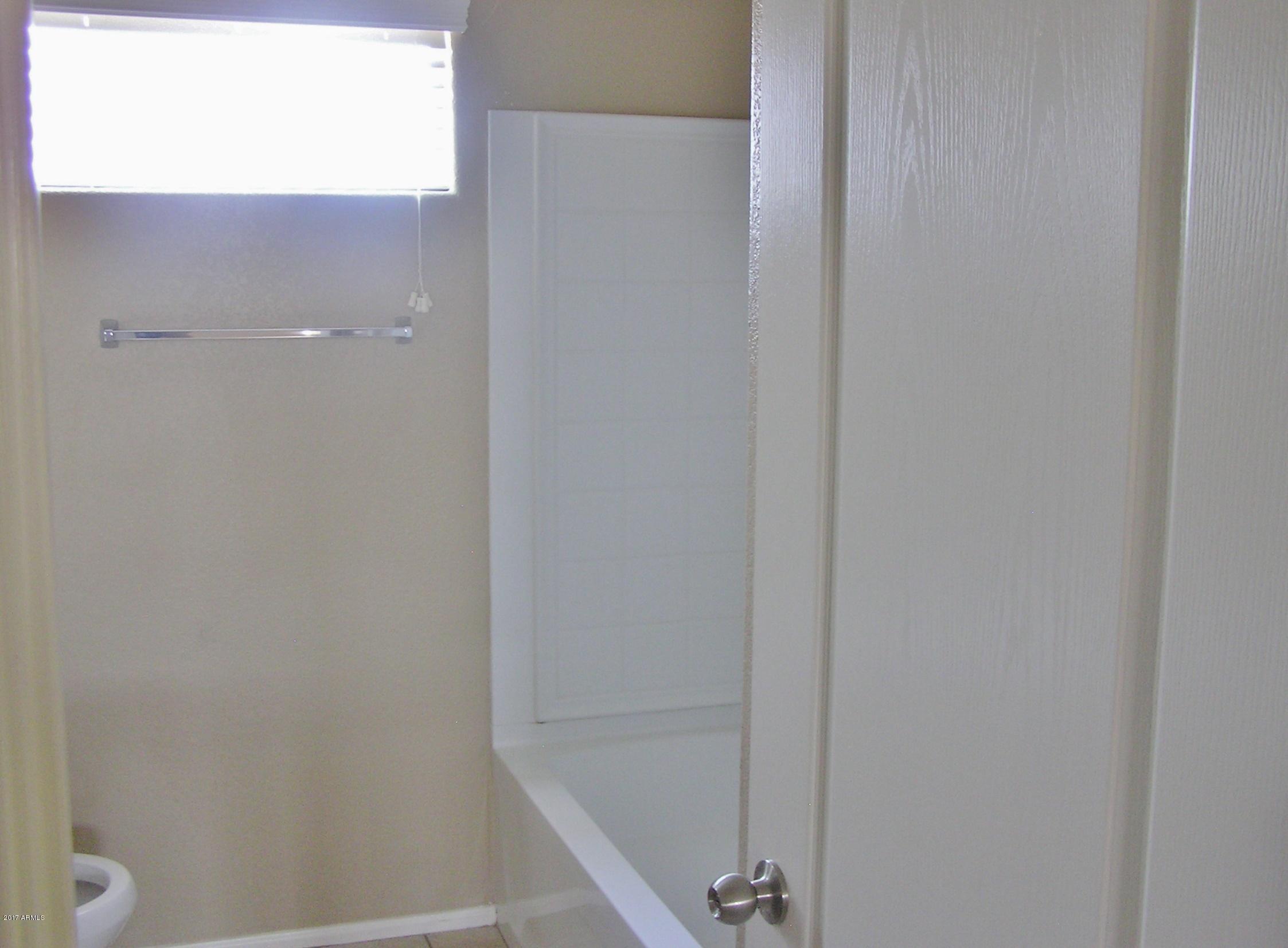 4231 East Bonanza Road Gilbert, AZ 85297 - Photo 47 of 62 UPSTAIRS BATHTUB & SHOWER