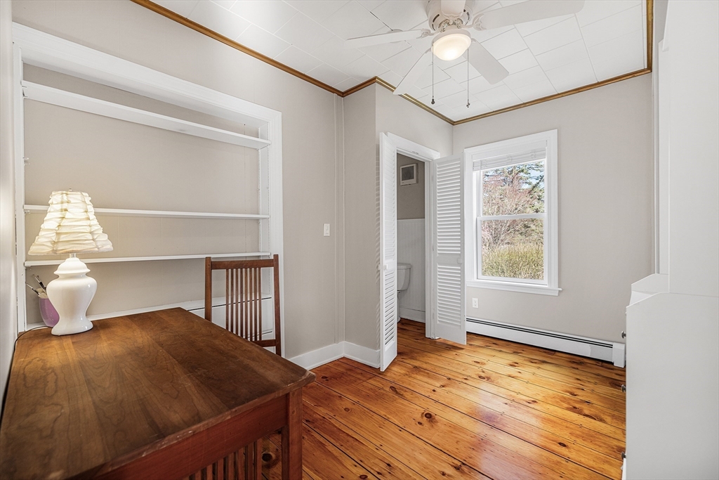 85 Bailey Road Holden, MA 01520 - Photo 14 of 42