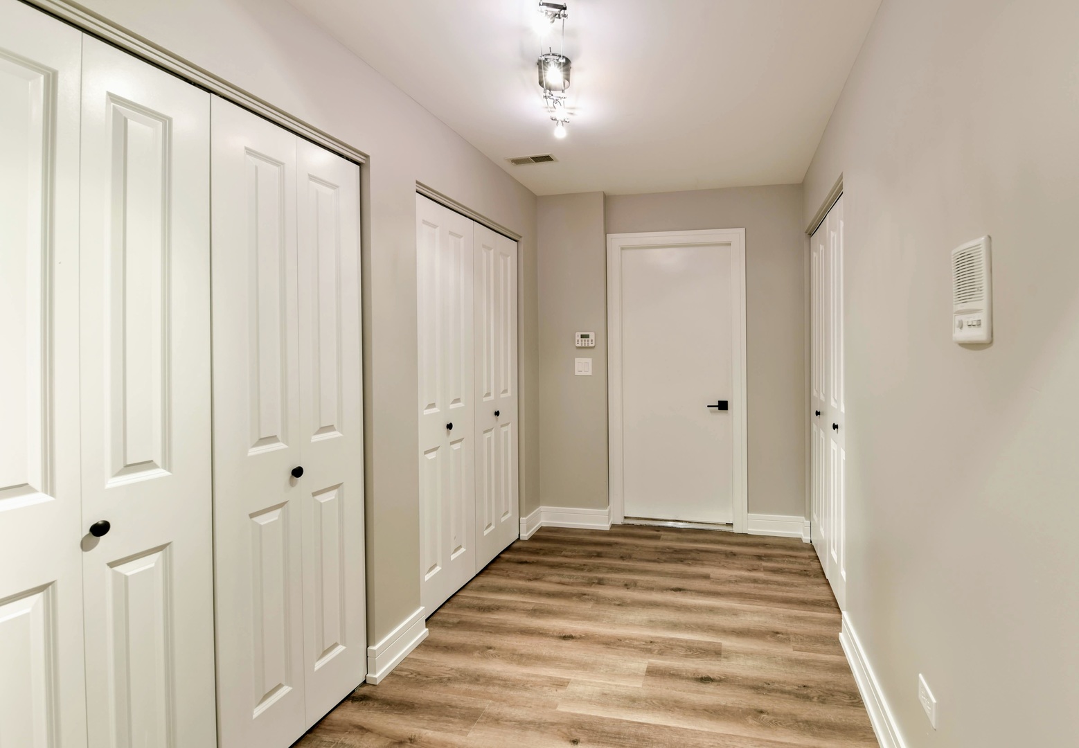 606 Farmview Road University Park, IL 60484 - Photo 29 of 39