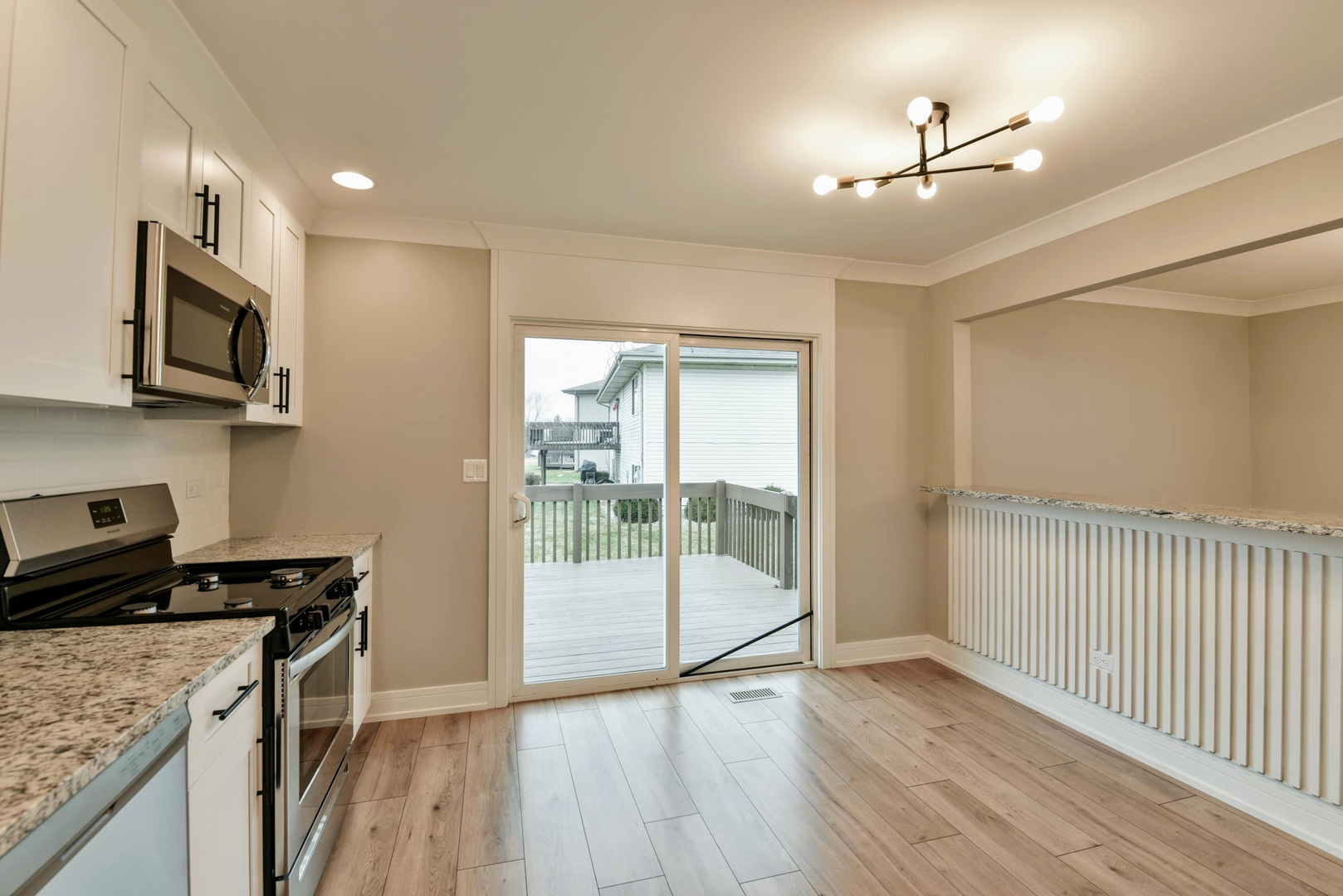 606 Farmview Road University Park, IL 60484 - Photo 5 of 39