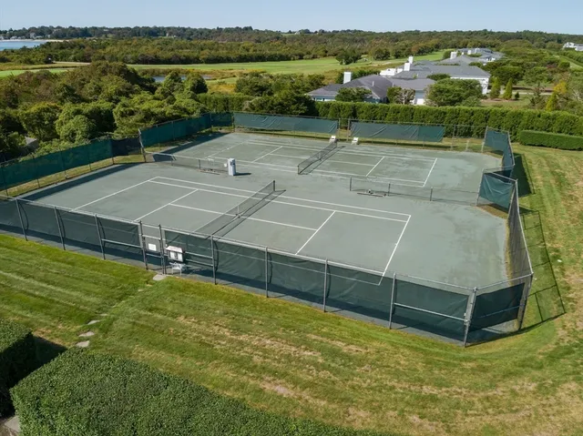 a view of a tennis court