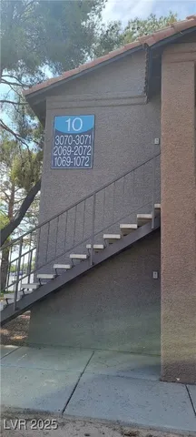 $1,550 | 2750 South Durango Drive, Unit 1072, Las Vegas, NV 89117