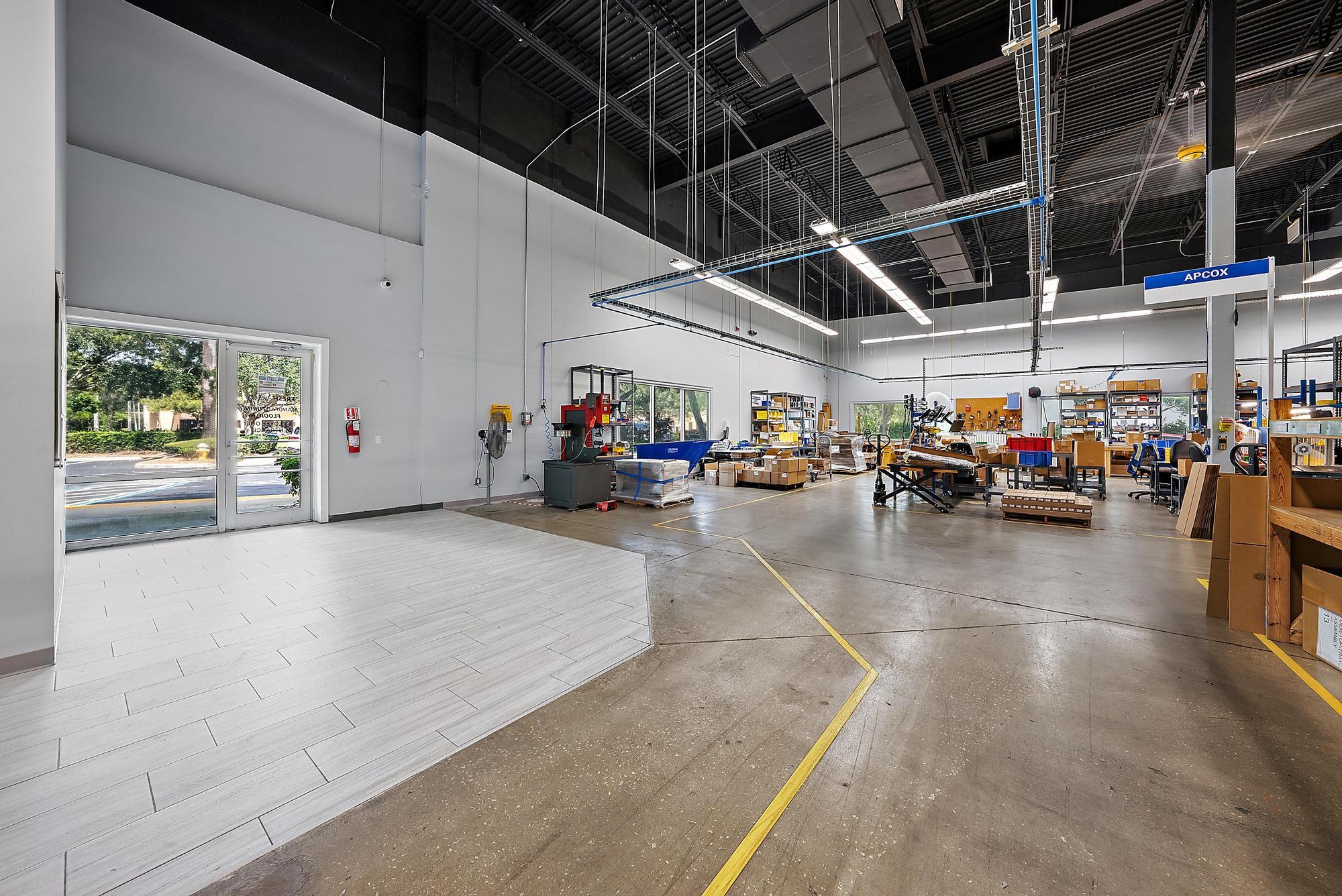 3126 Jupiter Park Drive Jupiter, FL 33458 - Photo 8 of 34