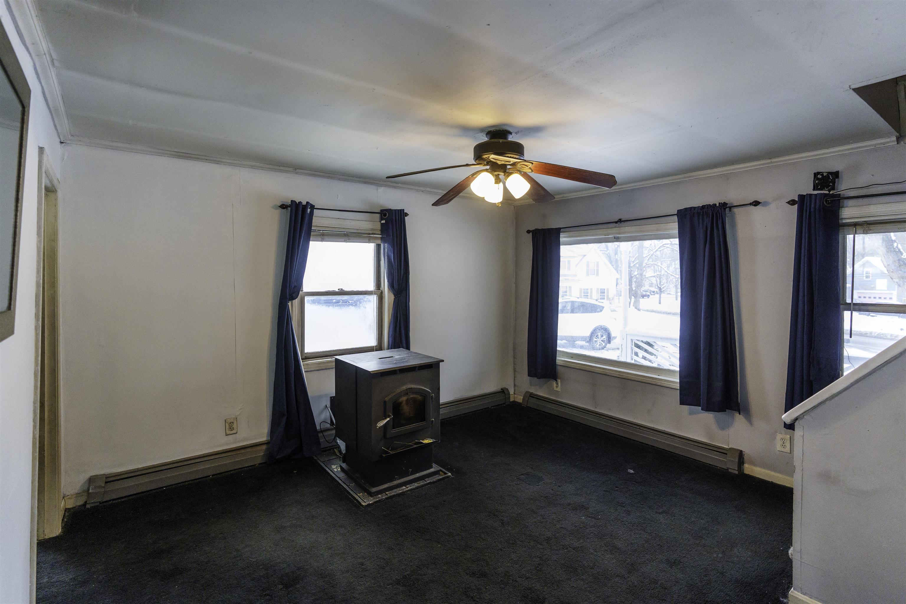 95 Union Street Springfield, VT 05156 - Photo 17 of 50