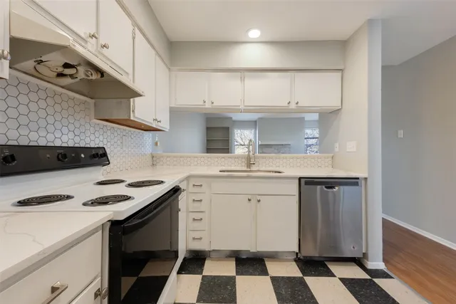 $1,370 | 5301 Indio Cove, Unit C, Austin, TX 78745