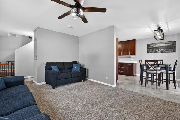 $340,000 | 35737 North Hunt Avenue, Ingleside, IL 60041