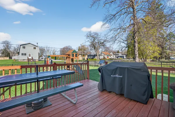 $340,000 | 35737 North Hunt Avenue, Ingleside, IL 60041