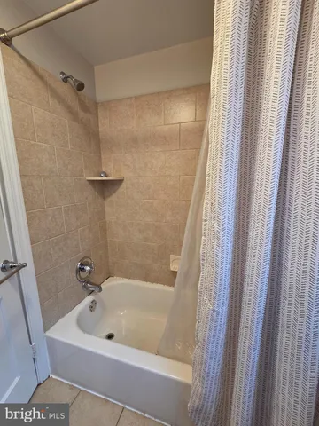 $3,400 | 204 Greenbriar Lane, Havertown, PA 19083