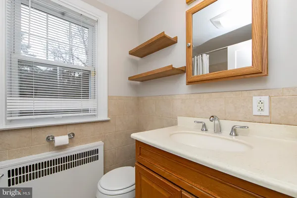 $3,300 | 204 Greenbriar Lane, Havertown, PA 19083