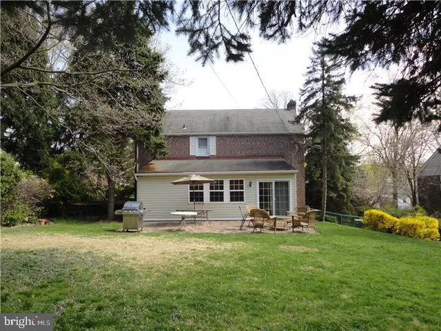 $3,400 | 204 Greenbriar Lane, Havertown, PA 19083