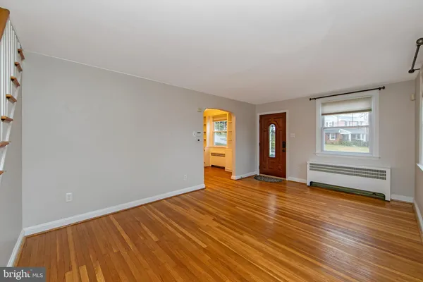 $3,300 | 204 Greenbriar Lane, Havertown, PA 19083