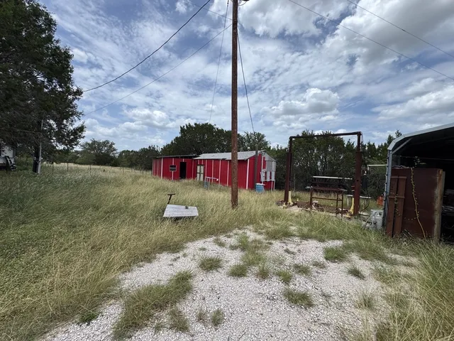 $299,900 | 11009 North US Highway 183, Briggs, TX 78608