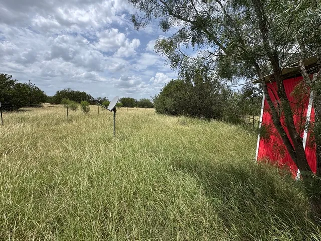 $299,900 | 11009 North US Highway 183, Briggs, TX 78608