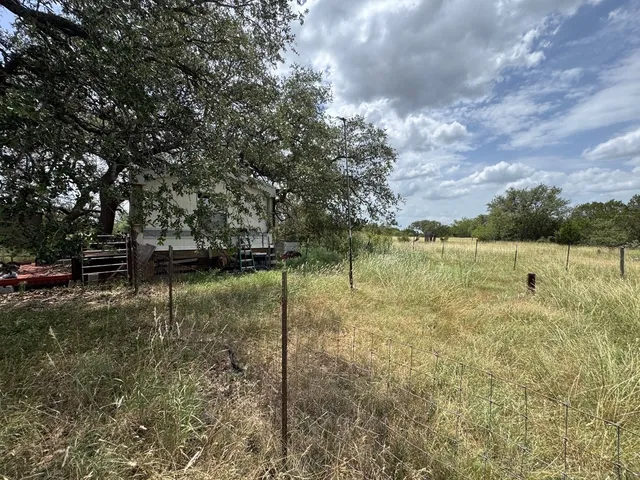 $299,900 | 11009 North US Highway 183, Briggs, TX 78608
