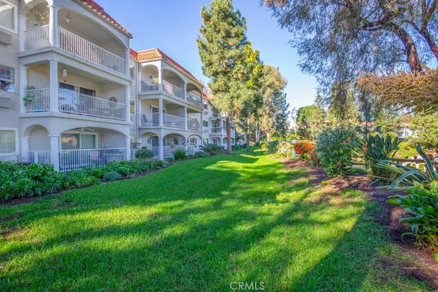 $475,000 | 3510 Bahia Blanca West, Unit 3C, Laguna Woods, CA 92637