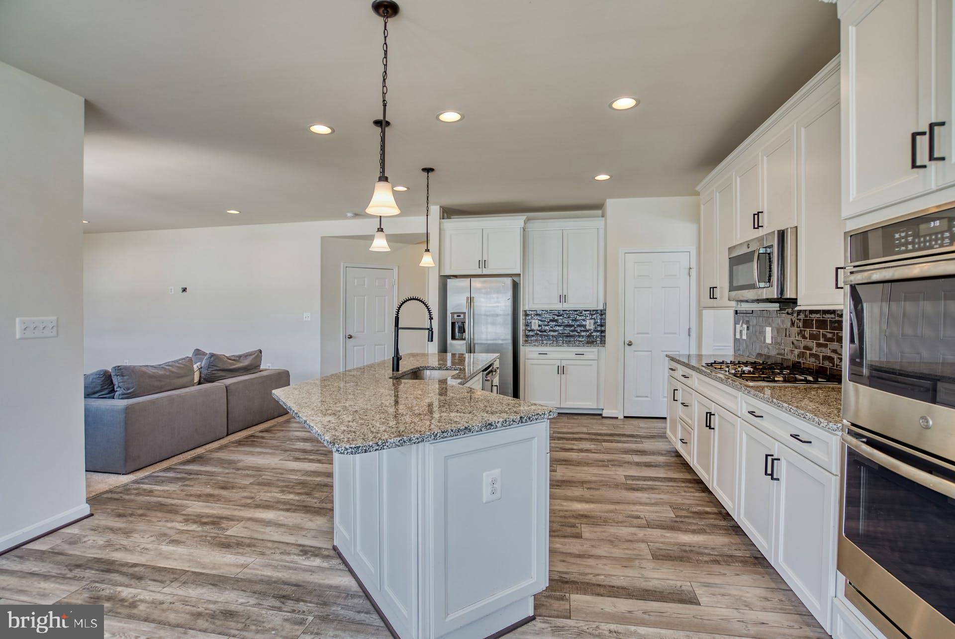 16016 Crossed Talons Road Woodbridge, VA 22193 - Photo 11 of 42