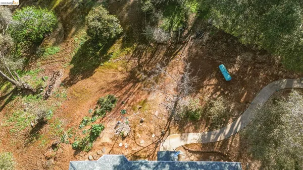 a front view of house with yard