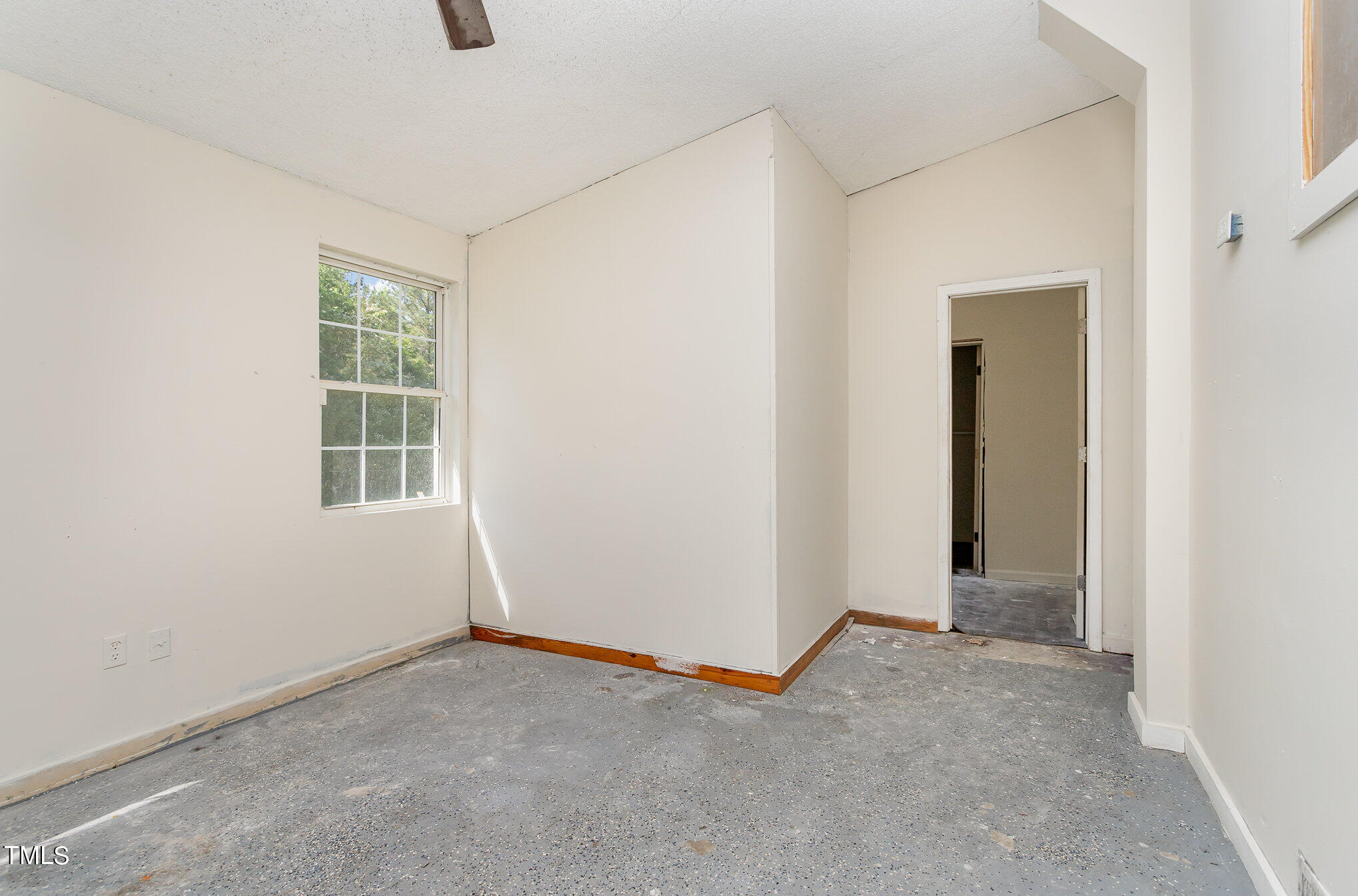 459 Ivey Road Benson, NC 27504 - Photo 22 of 30 022_img_0044-edit