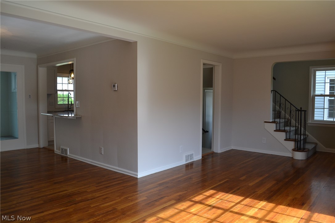 3723 Avalon Road Cleveland, OH 44120 - Photo 11 of 34