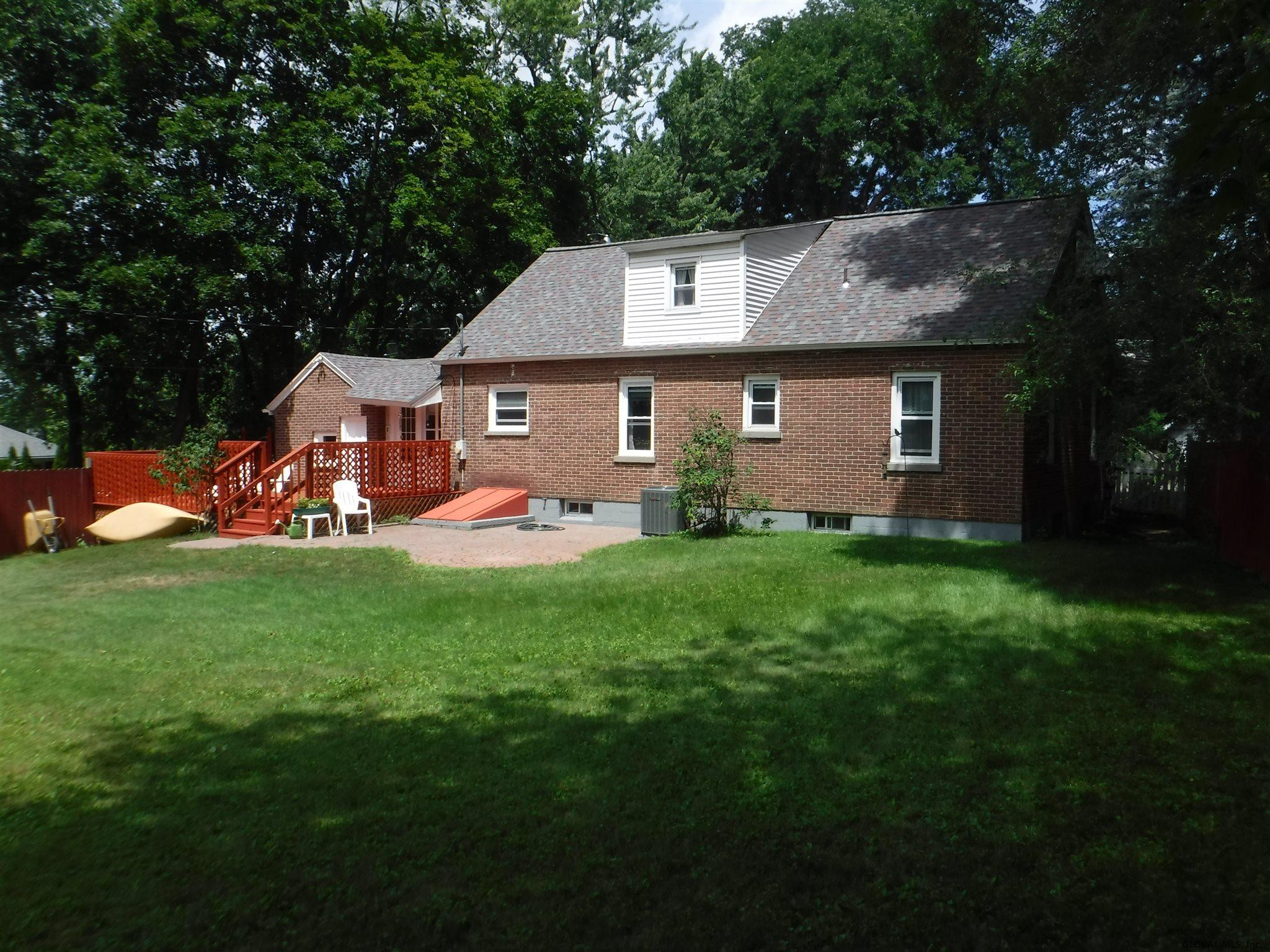 560 Watervliet Shaker Road Colonie, NY 12110 - Photo 3 of 28 Photo 6