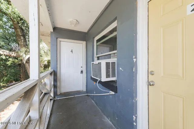 $800 | 239 East 16th Street, Unit 4, Jacksonville, FL 32206
