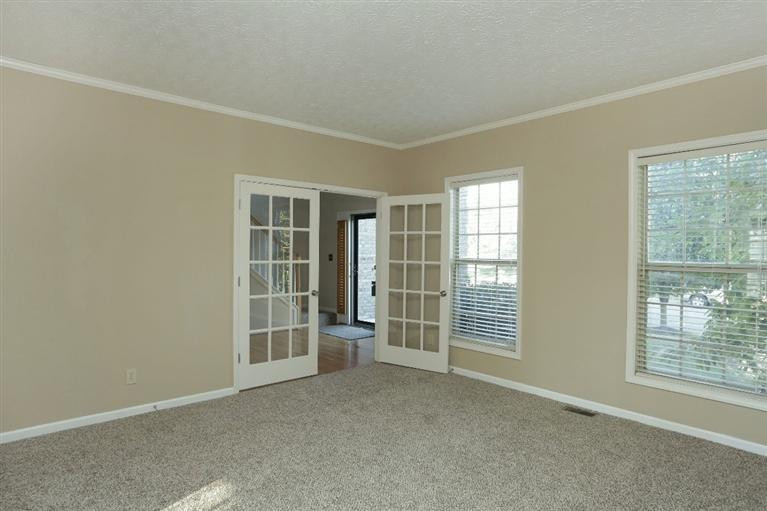 2852 Sandersville Road Lexington, KY 40511 - Photo 4 of 27 Photo 4