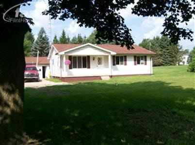 6097 North Irish Road Davison, MI 48423 - Photo 1 of 10 20196117.JPG