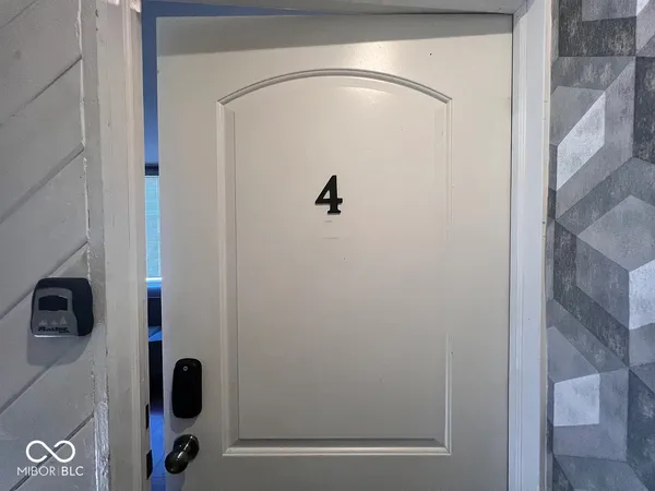 $1,600 | 2407 North Capitol Avenue, Indianapolis, IN 46208