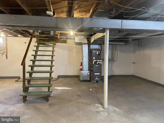 $1,700 | 5017 Mauretania Avenue, Harrisburg, PA 17109