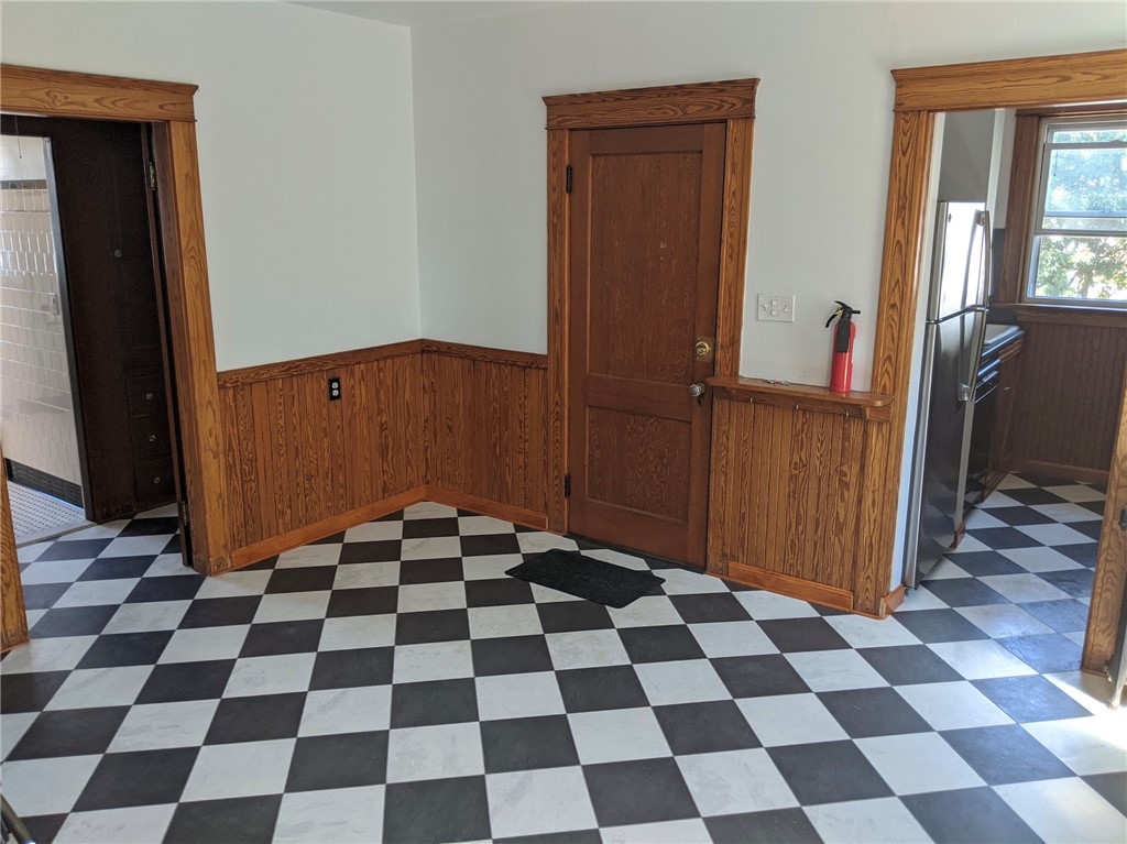 841 Smith Street Providence, RI 02908 - Photo 19 of 38