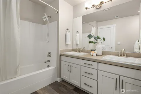 $1,250,000 | 20019 78th Street Southeast, Snohomish, WA 98290