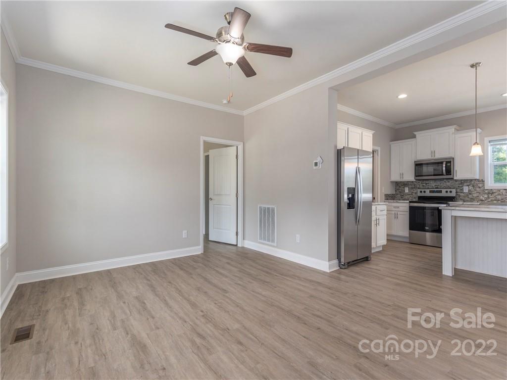 156 Wilson Farm Road Weaverville, NC 28787 - Photo 7 of 20 Gallery Image 7