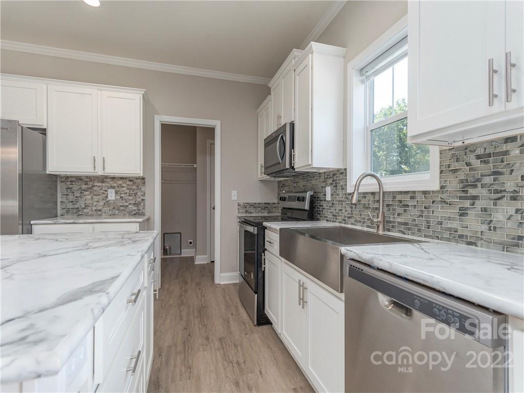 156 Wilson Farm Road Weaverville, NC 28787 - Photo 9 of 20 Gallery Image 9