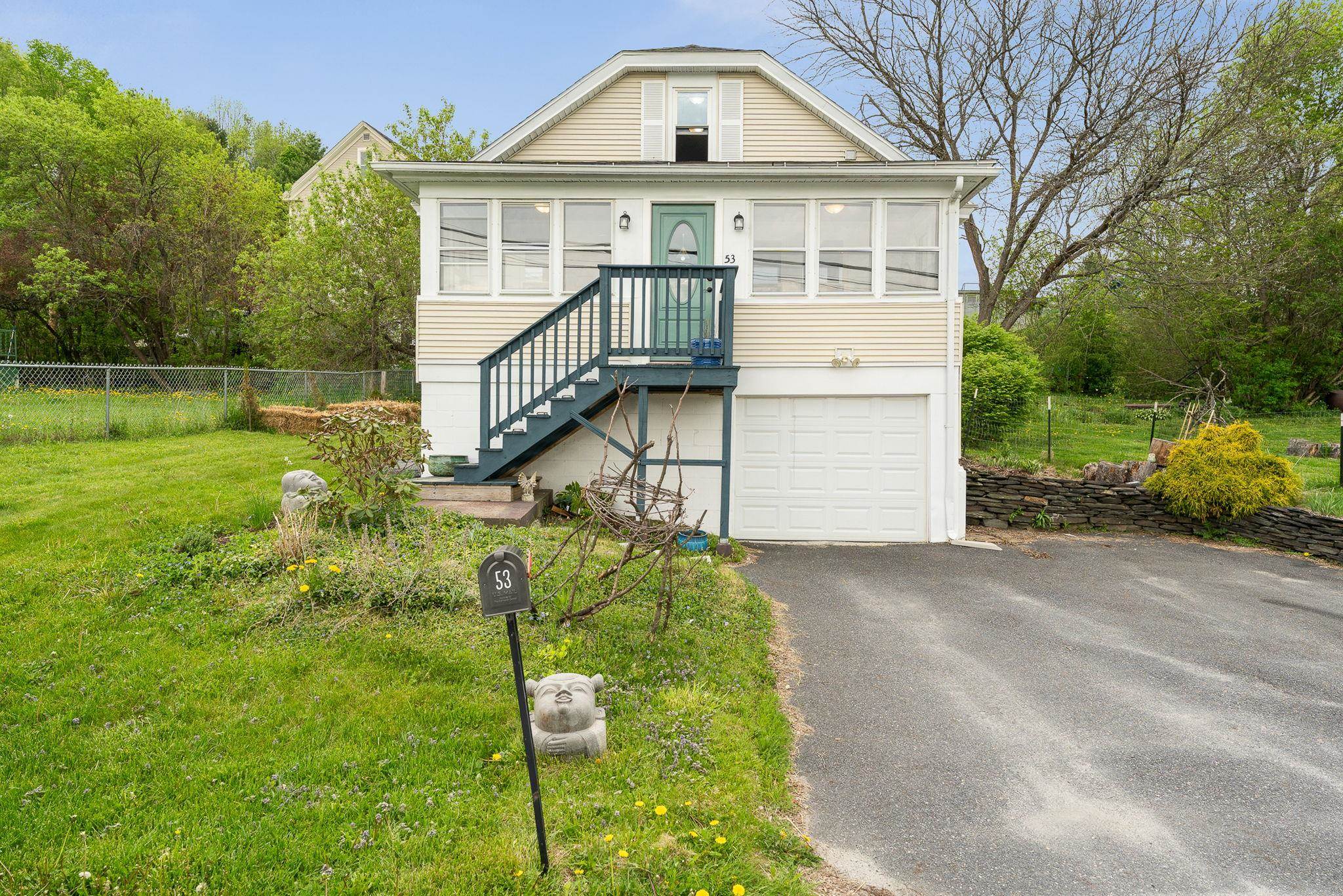 53 Bassett Street Barre, VT 05641 - Photo 2 of 36