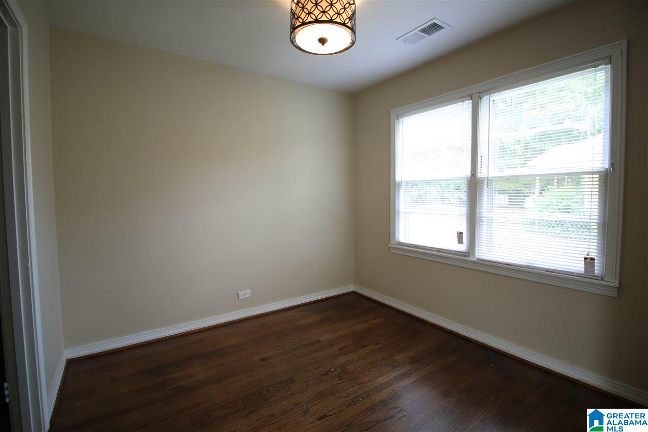 105 Hendrix Street Oneonta, AL 35121 - Photo 8 of 13