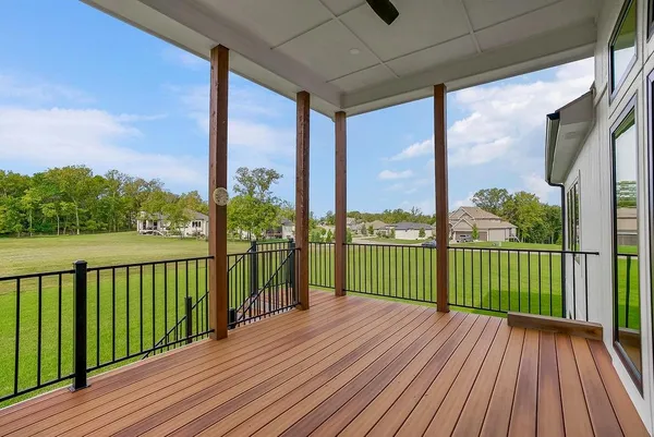 $895,000 | 1 South Buffalo Rdg Court, Lake Winnebago, MO 64034